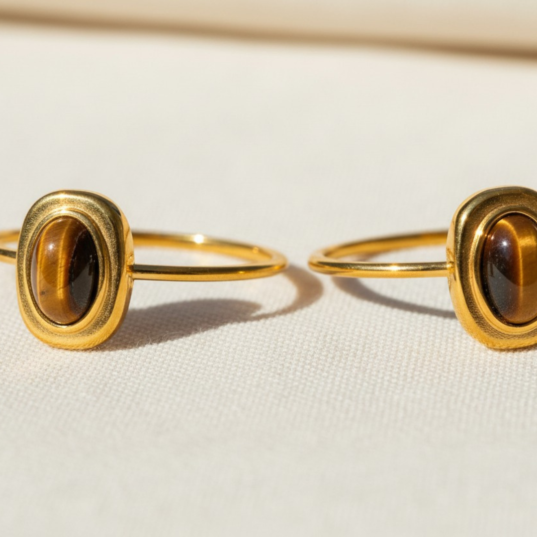 טבעת טייגר איי עם אבן בציפוי זהב 18K – נירוסטה